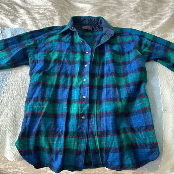 Pendleton Men’s Plaid Flannel Button Up size Large - Picture 1 of 13